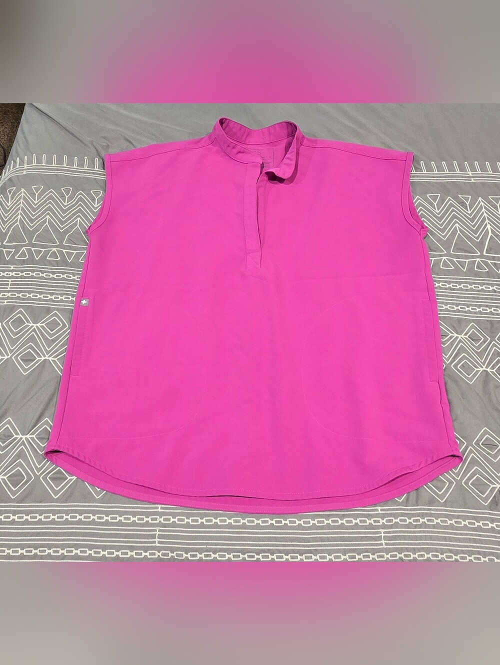 FIGS Rafaela Oversized Scrub Top Size Small